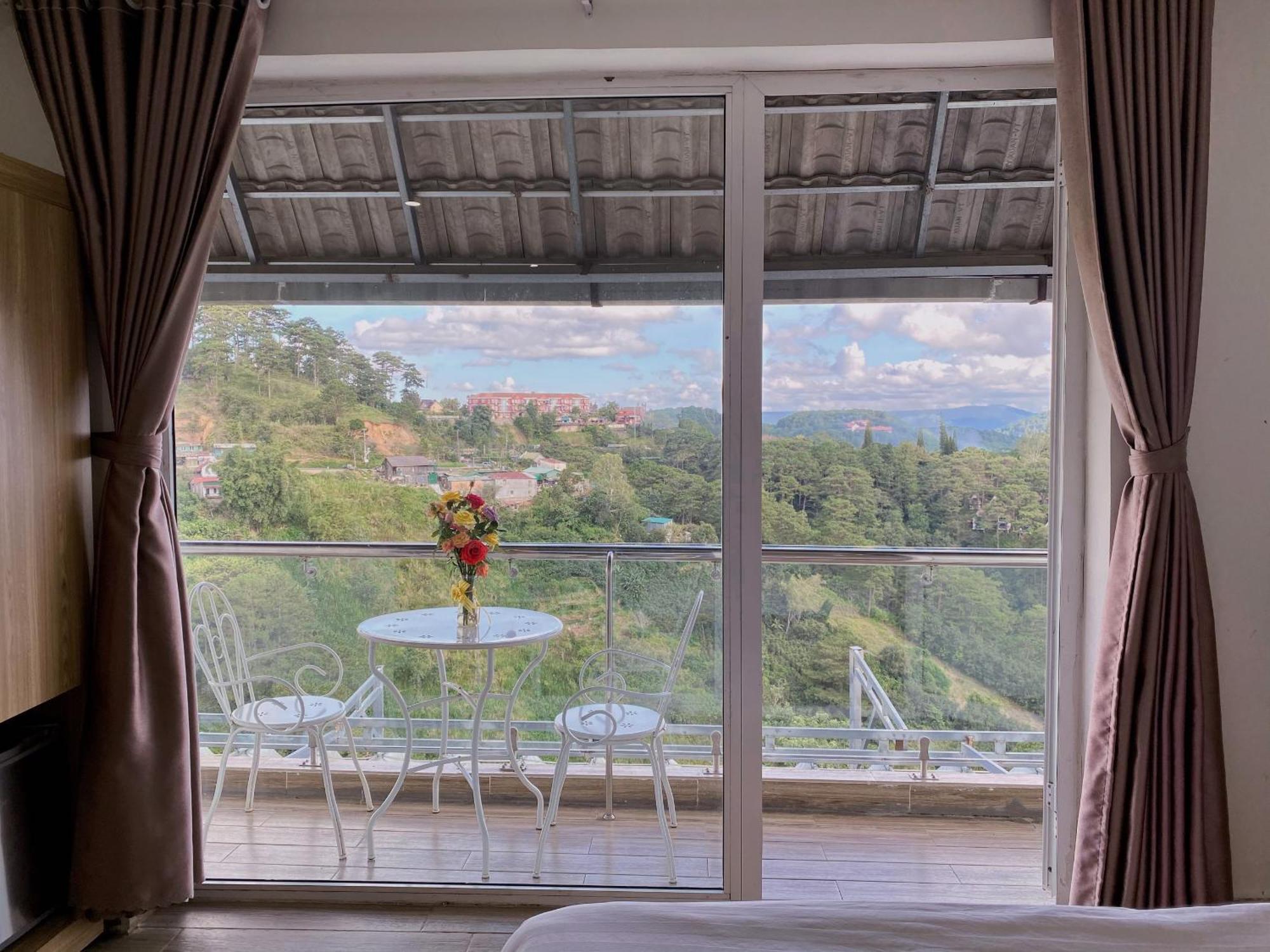 Lacami Dalat Hotel Exterior photo